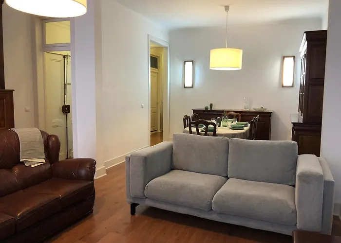 Charming 2 Bedroom - Bairro Alto, Principe Real Apartment *