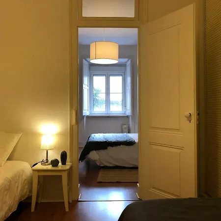 Charming 2 Bedroom - Bairro Alto, Principe Real Лиссабон
